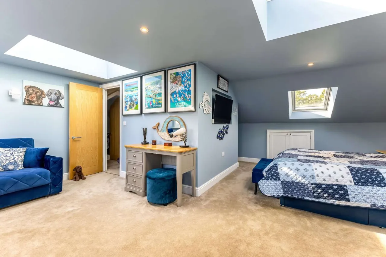 Bramble Rise, Cobham, KT11, photo 14