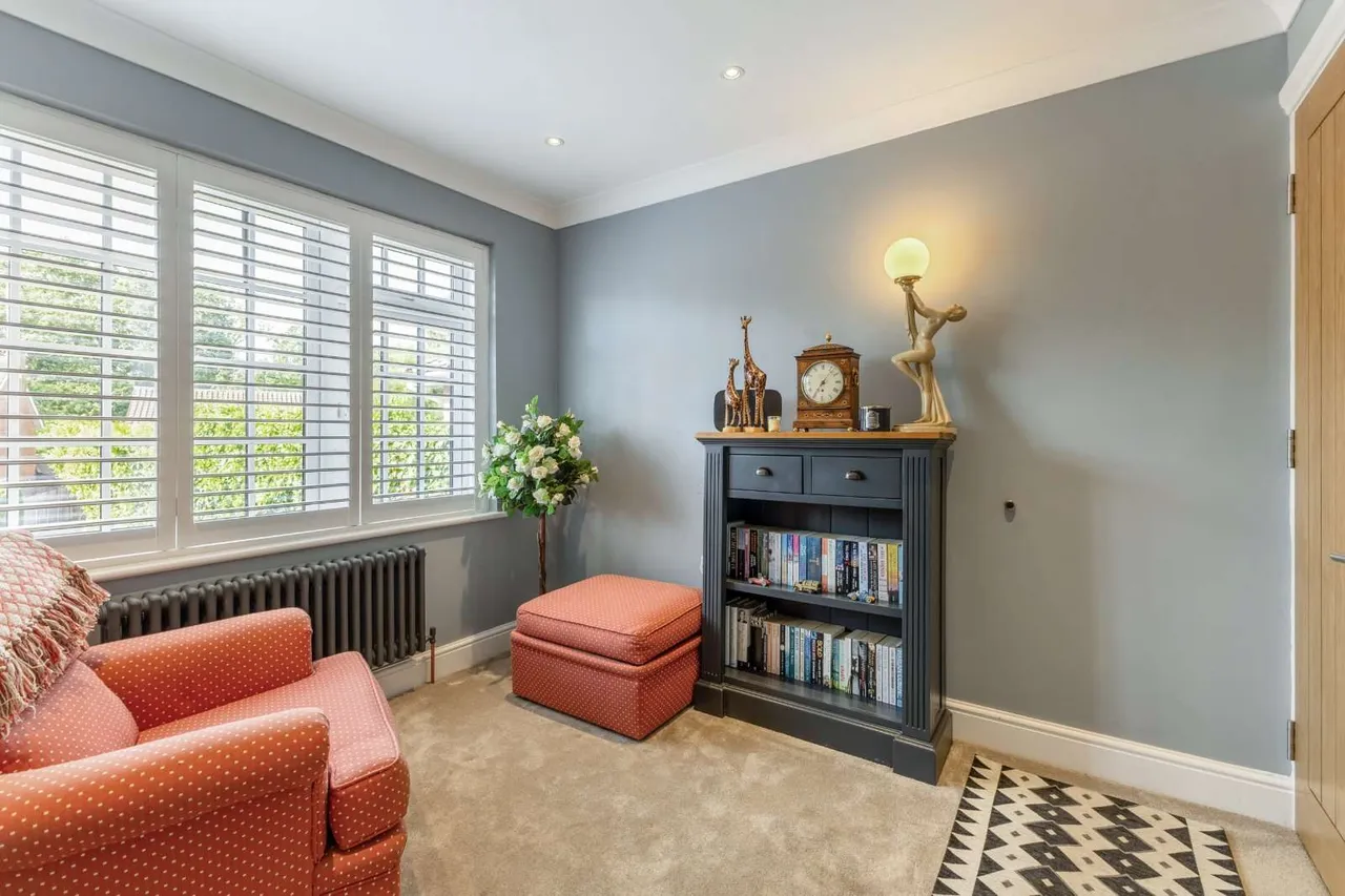 Bramble Rise, Cobham, KT11, photo 10
