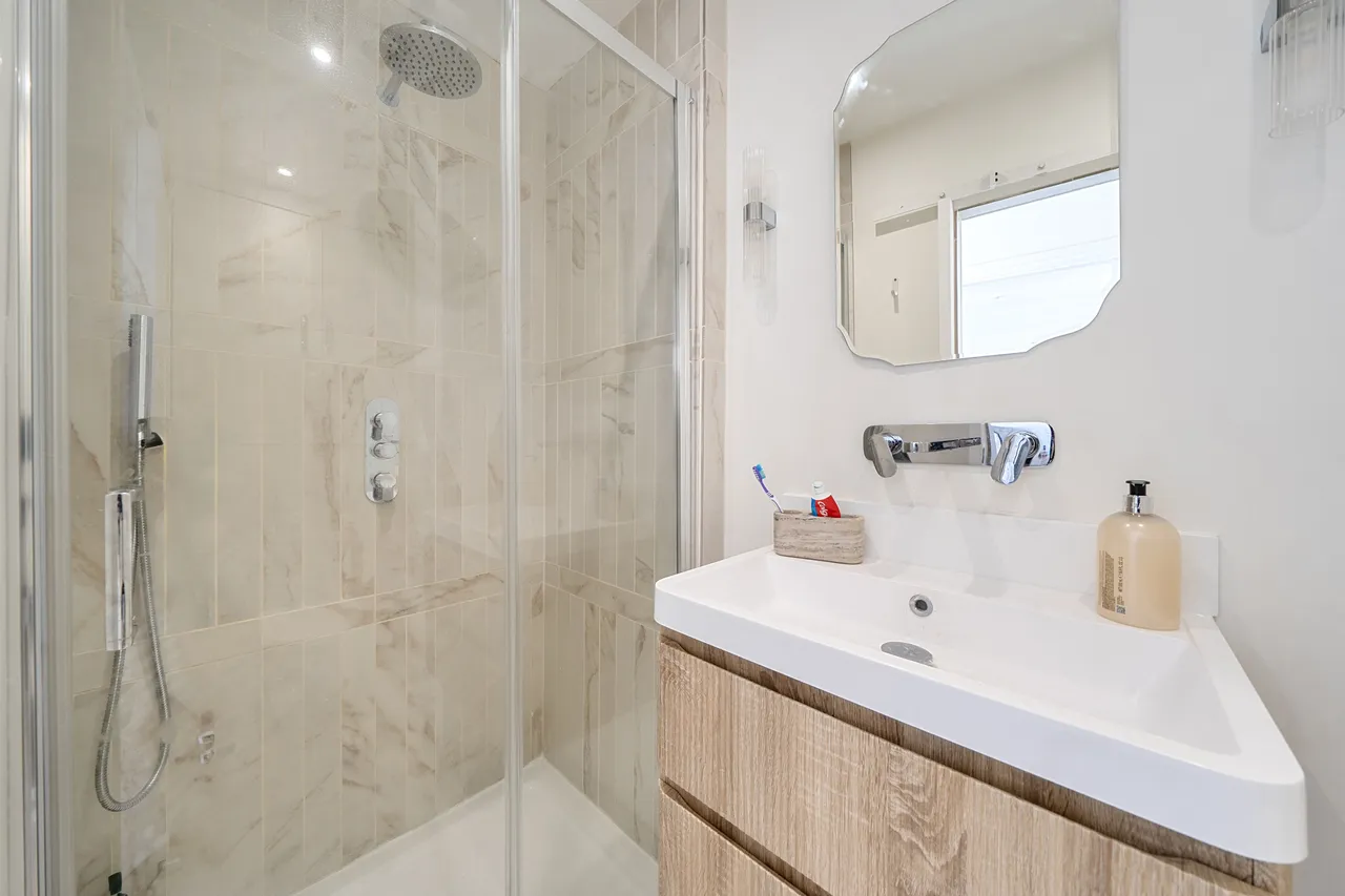Third Floor Flat, 19 Westgate Terrace, London, photo 11