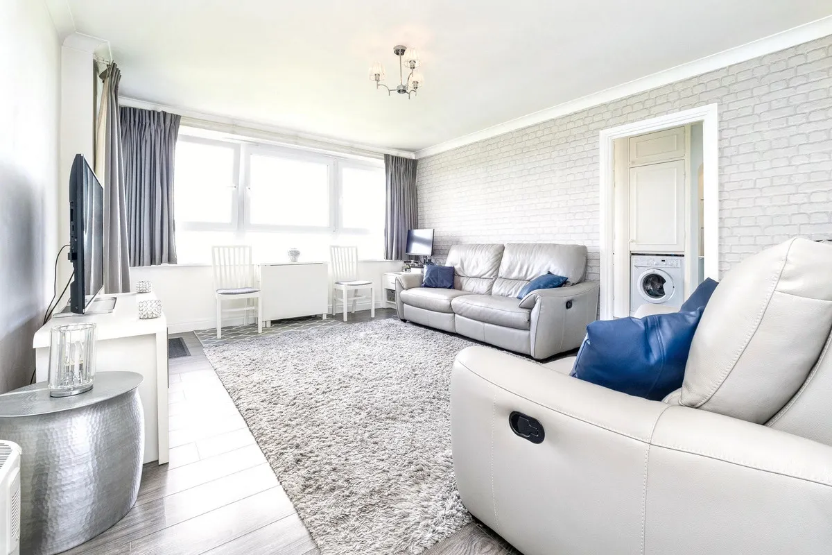 Slewins Close, Hornchurch, RM11, photo 5