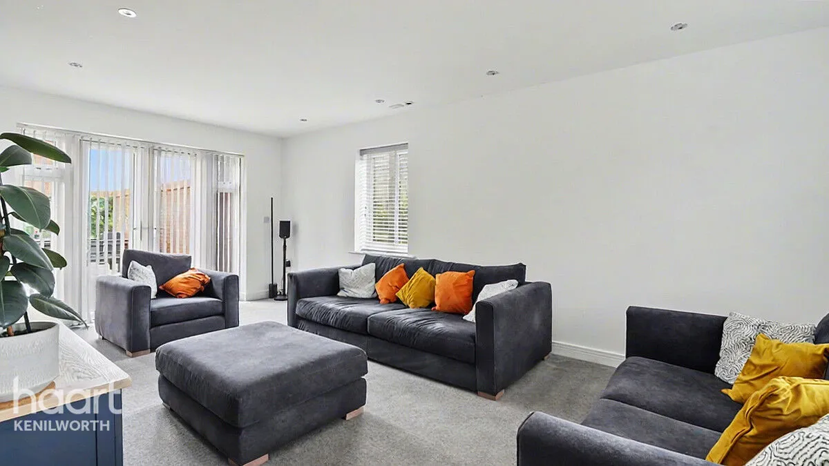 Kensington Close, Stratford-Upon-Avon, CV37, photo 5