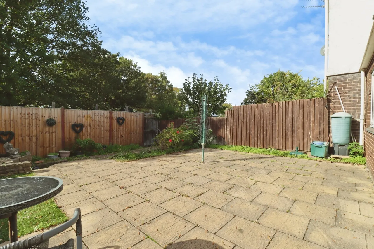 Stonechat Gardens, Bristol, BS16, photo 2