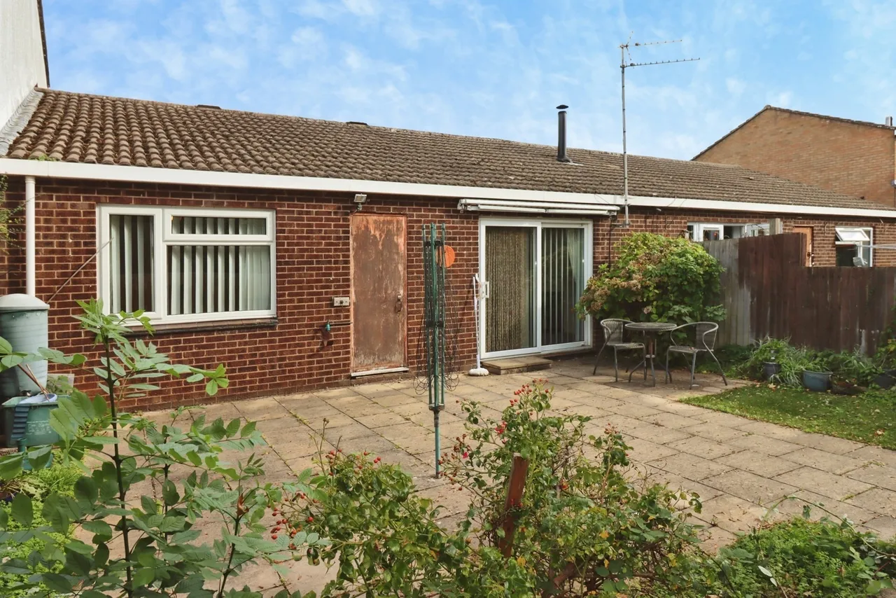 Stonechat Gardens, Bristol, BS16, photo 12