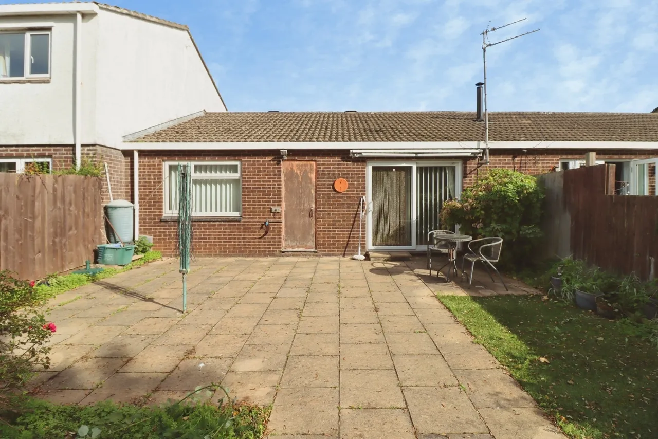 Stonechat Gardens, Bristol, BS16, photo 9