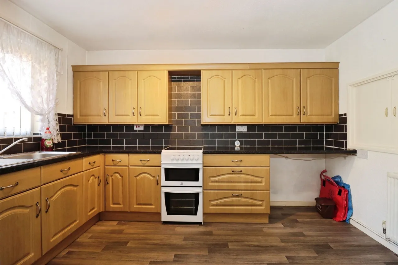 Stonechat Gardens, Bristol, BS16, photo 5