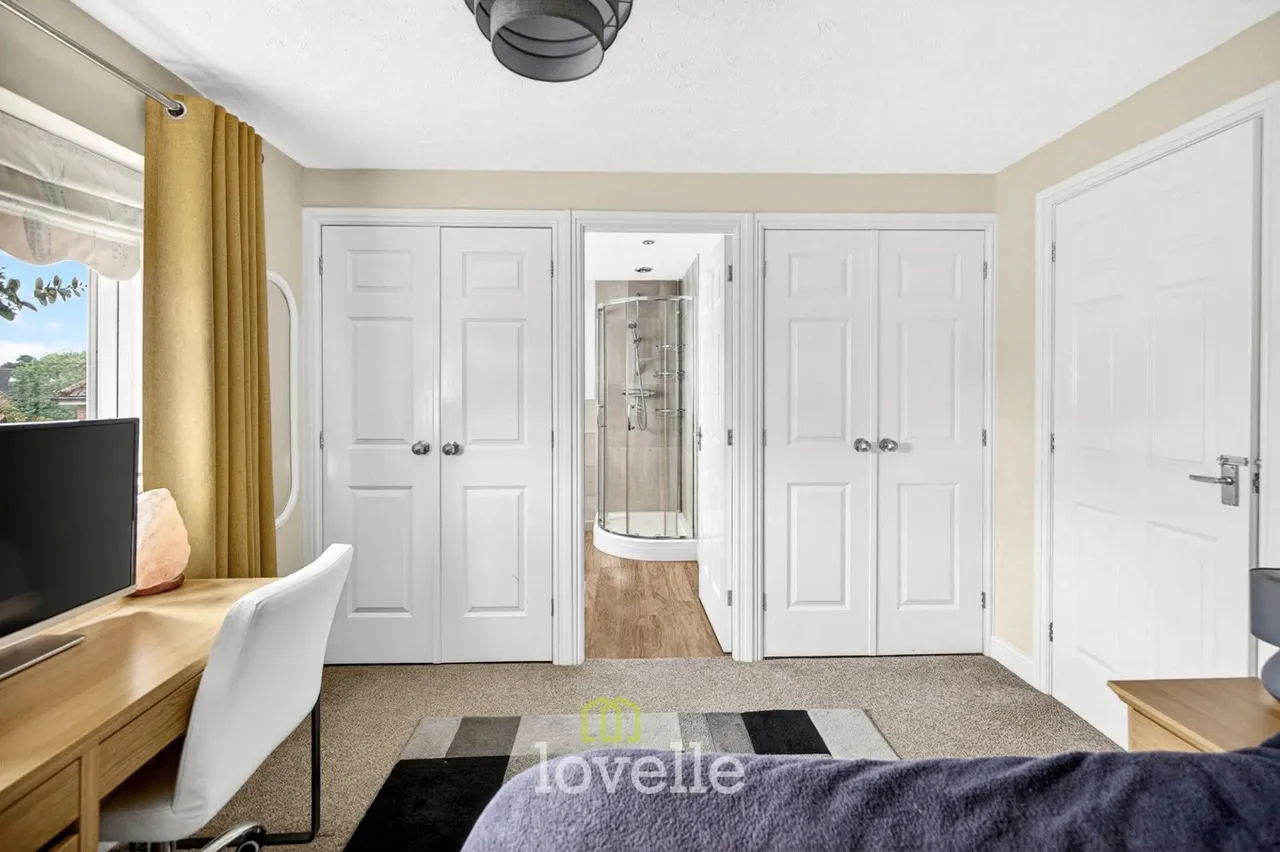 Larkspur Avenue, Healing, DN41, photo 14
