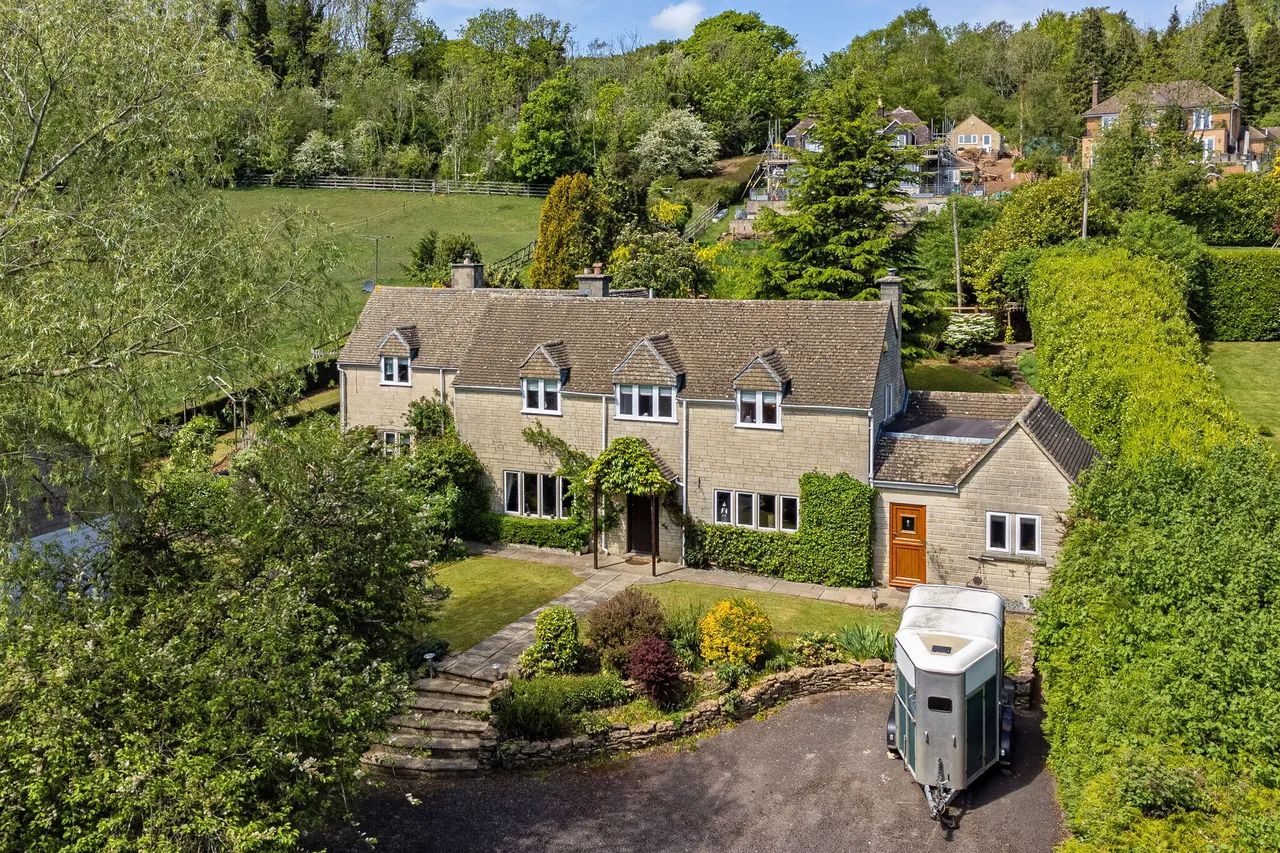 5 bed house for sale — Cheltenham Road, Painswick, Stroud, GL6