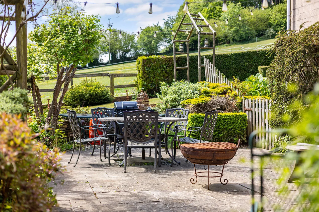 Cheltenham Road, Painswick, Stroud, GL6, photo 5