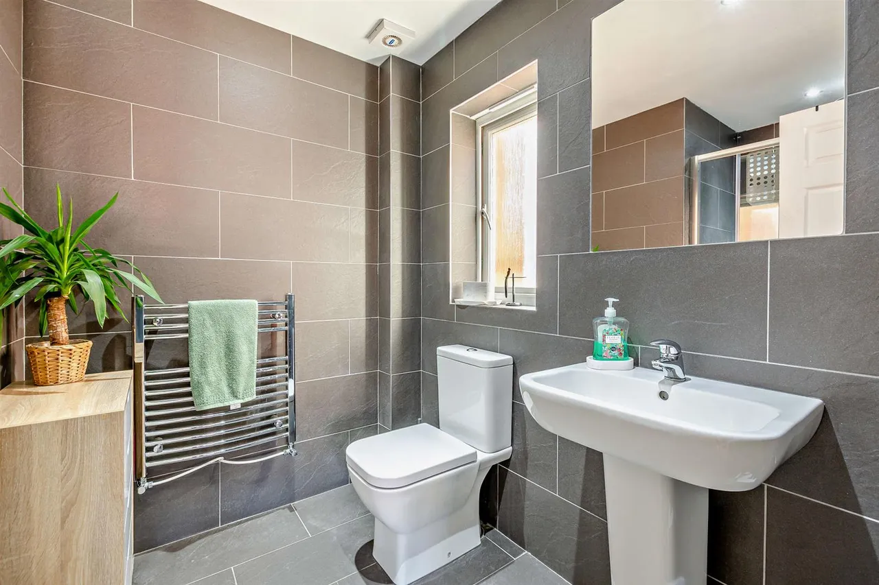 Hanson Drive, Maidstone, photo 23
