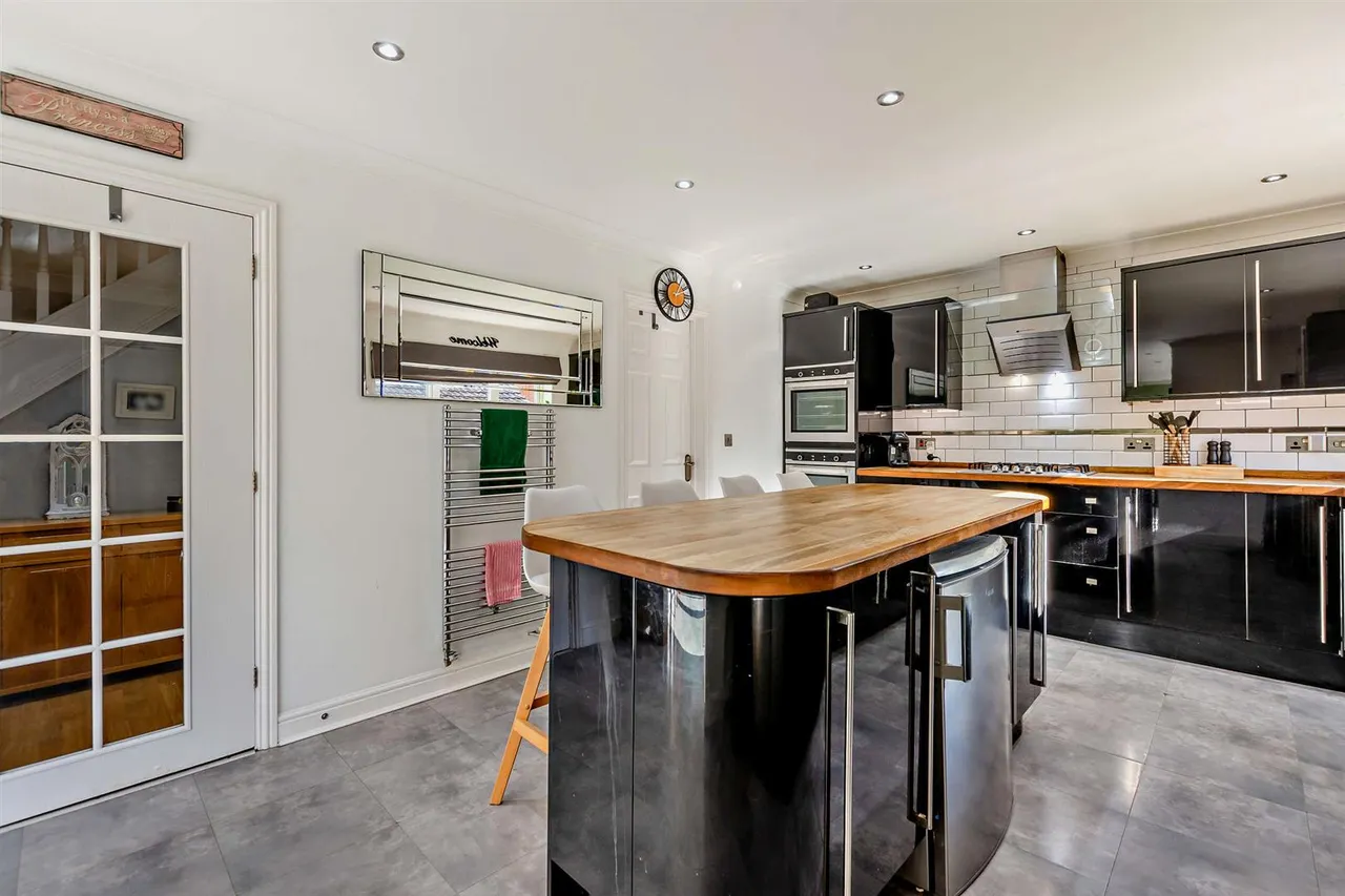 Hanson Drive, Maidstone, photo 6
