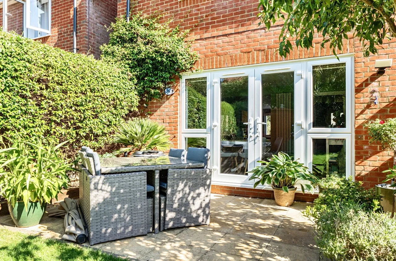 Fellows Gardens, Yapton, BN18, photo 20