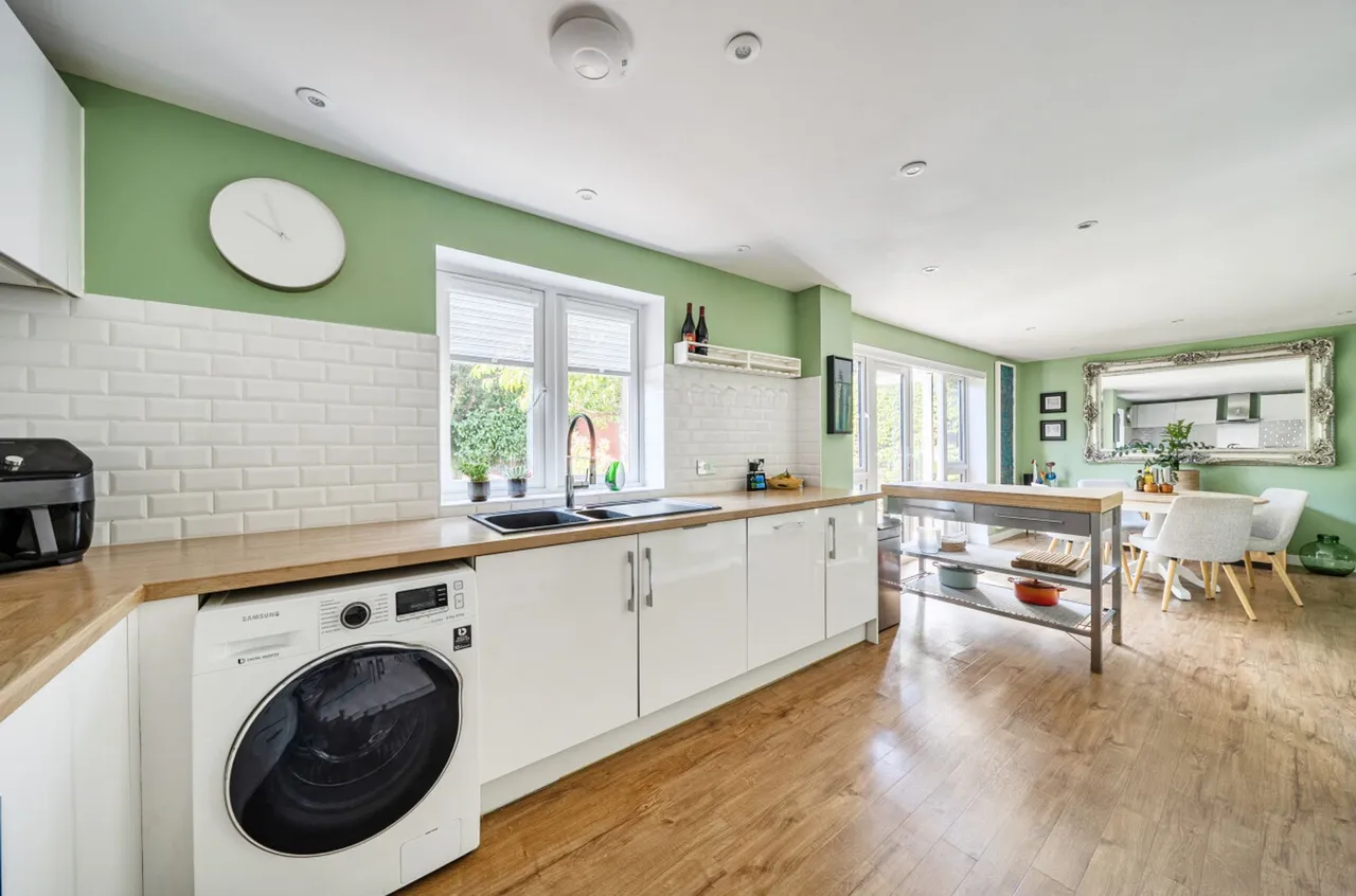Fellows Gardens, Yapton, BN18, photo 4