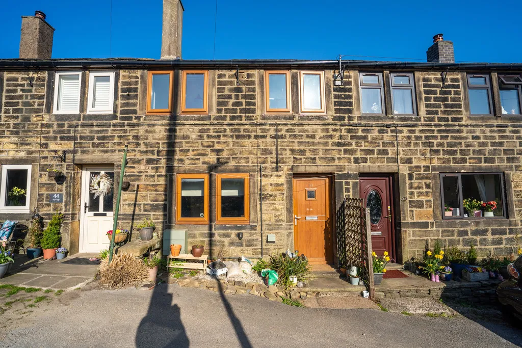 2 bed house for sale, Barracks Fold, Hepworth