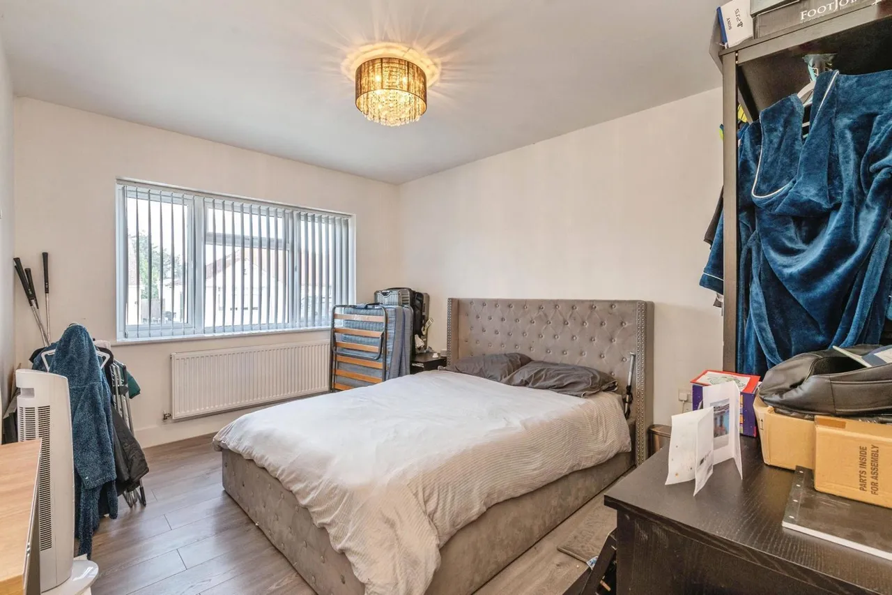 Avondale Road, BASILDON, Essex, SS16, photo 5