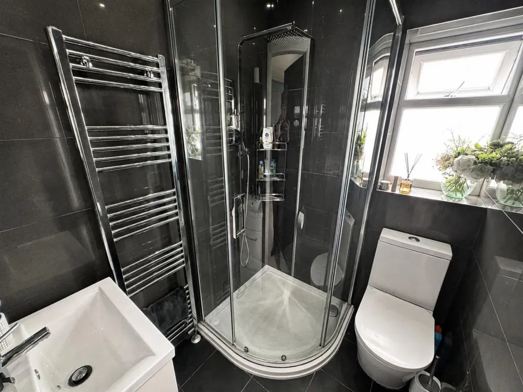 Alter Drive, Riddlesden, BD20, photo 20