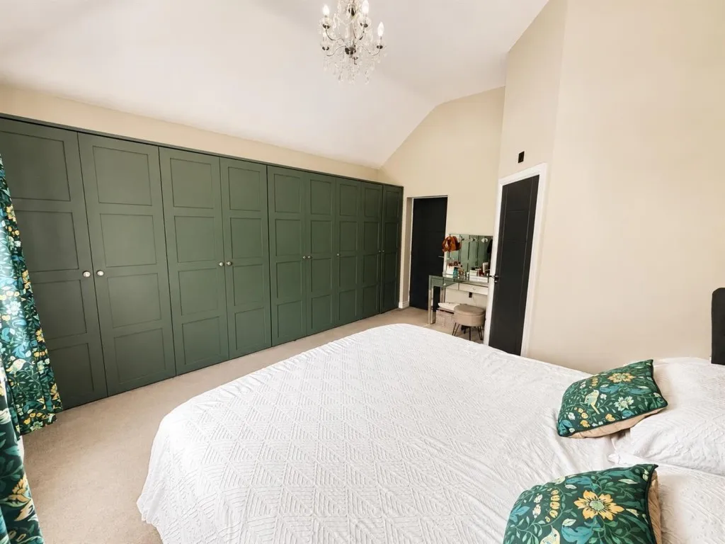 Alter Drive, Riddlesden, BD20, photo 18