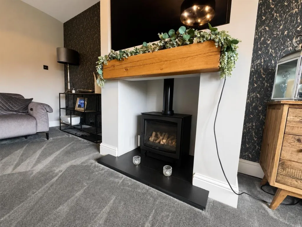 Alter Drive, Riddlesden, BD20, photo 4