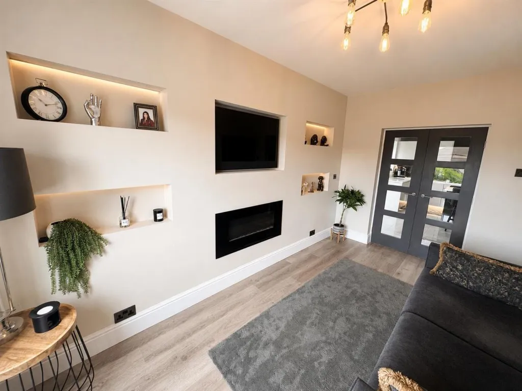 Alter Drive, Riddlesden, BD20, photo 16