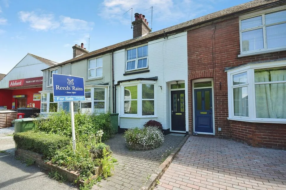 2 bed house for sale — South Undercliff, Rye, East Sussex, TN31