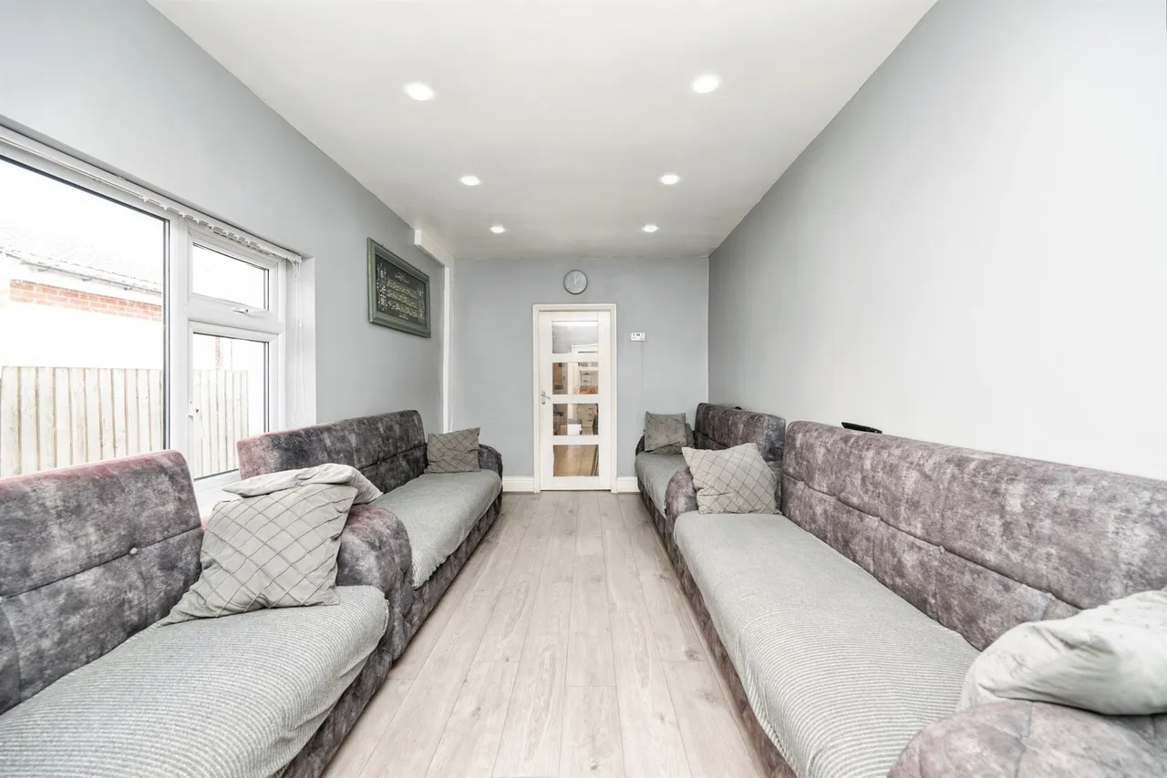 Crompton Road, Handsworth, Birmingham, photo 6