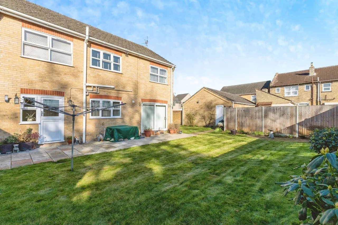 Alpha Street, March, PE15, photo 15