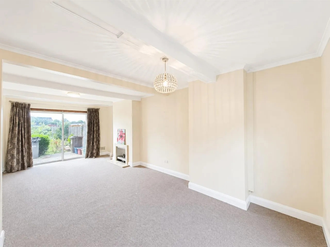 Semi-Detached To LetNew Heston Road, Hounslow, TW5, photo 4