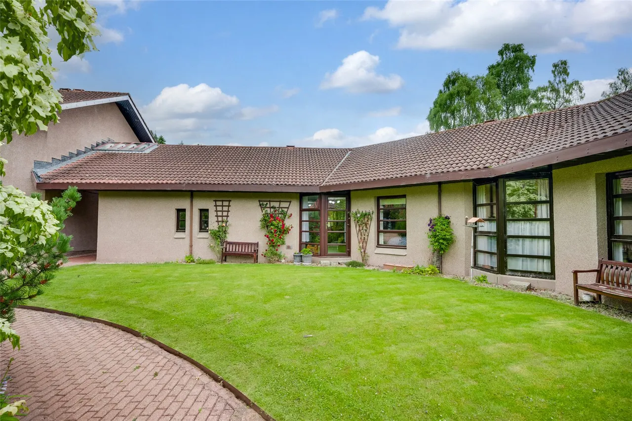 Queen Victoria Park, Inchmarlo, AB31, photo 19