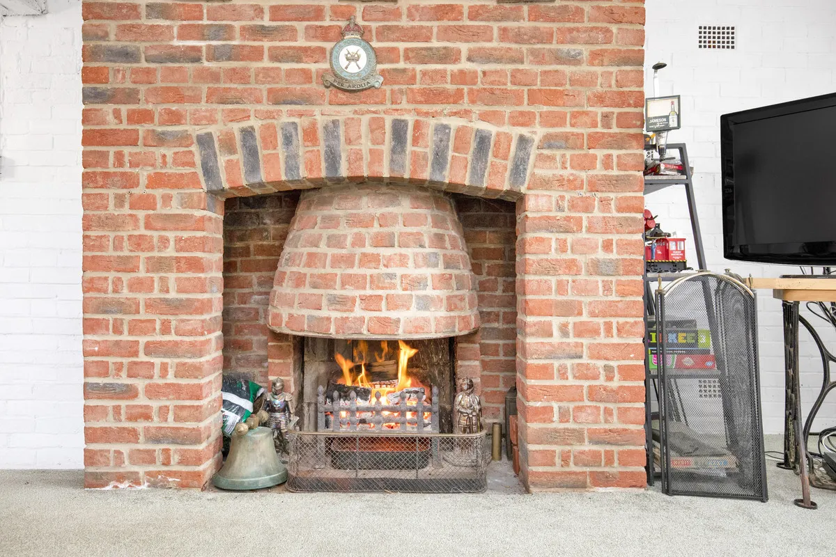 Chichester, PO20, photo 13