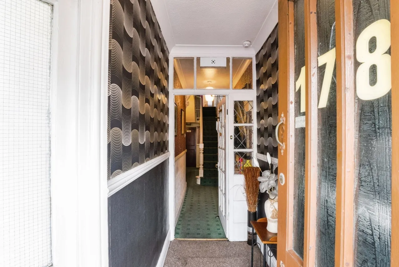 Lytham Road, Blackpool, FY1, photo 2
