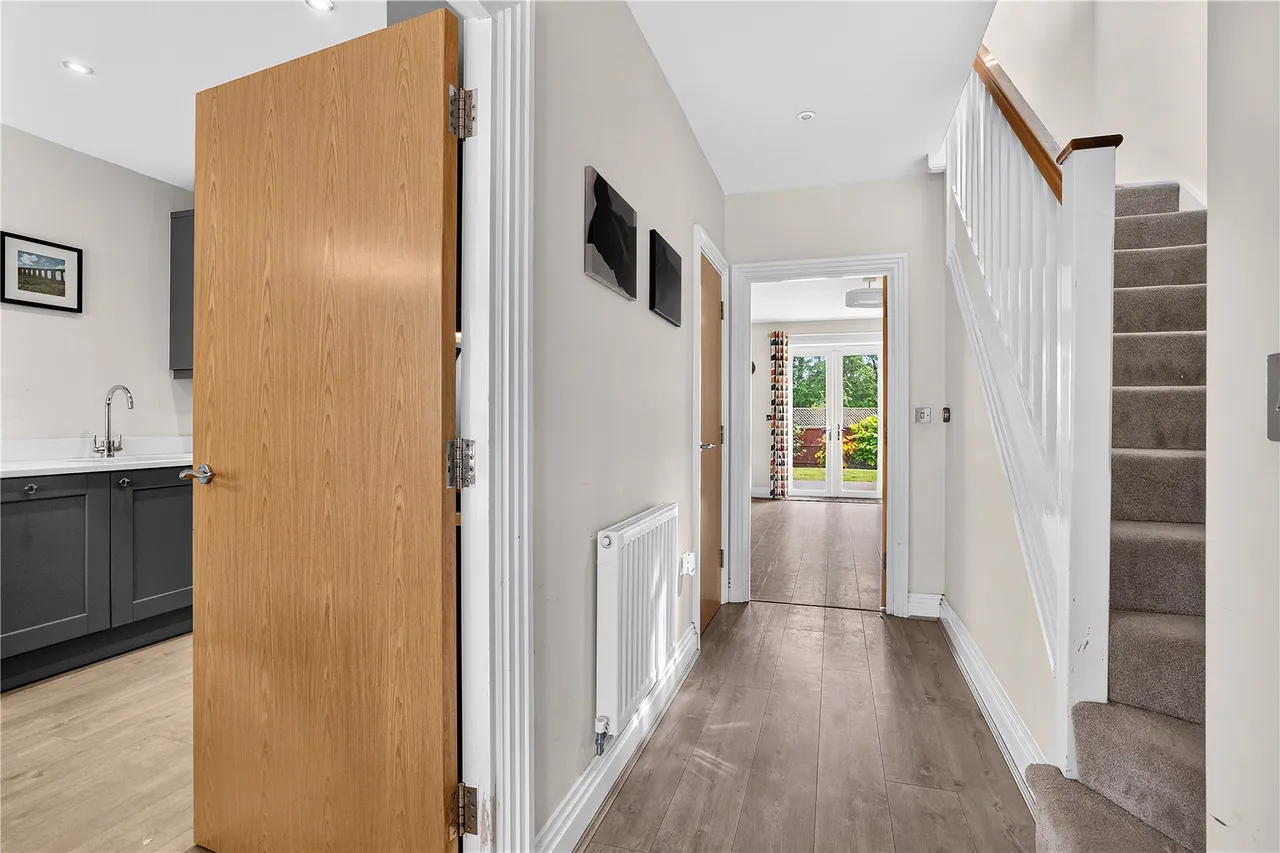 Boxwood Grove, West End, GU24, photo 8