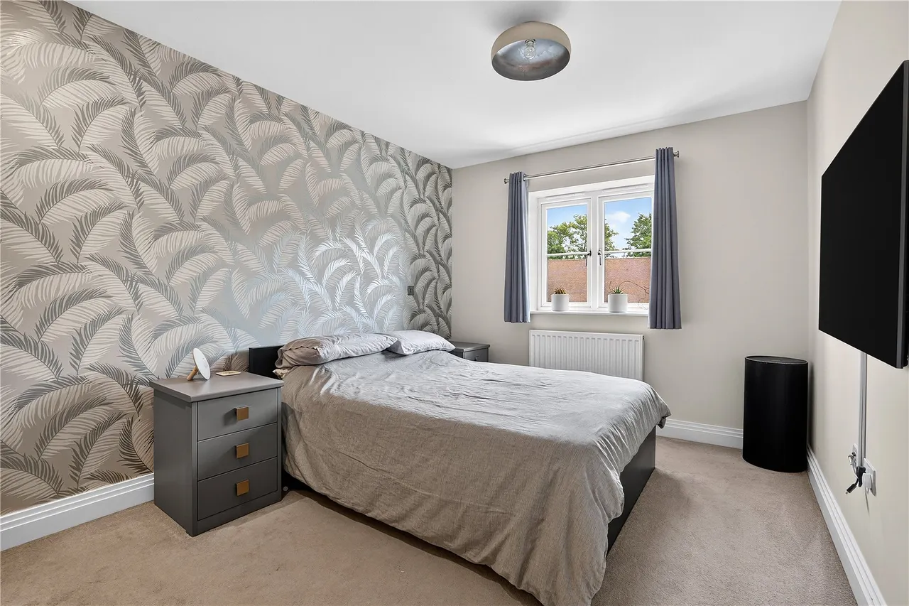 Boxwood Grove, West End, GU24, photo 11