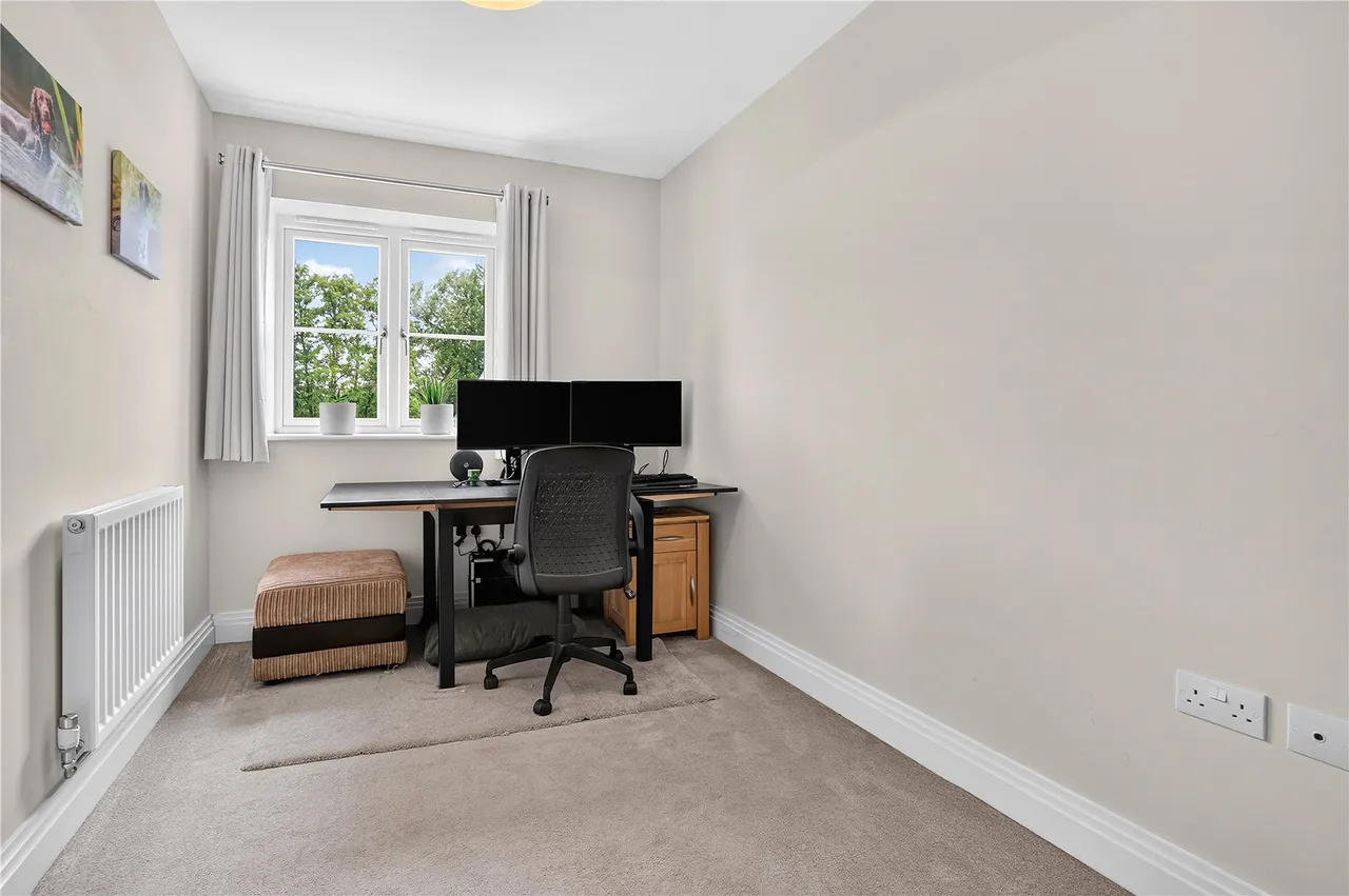 Boxwood Grove, West End, GU24, photo 15