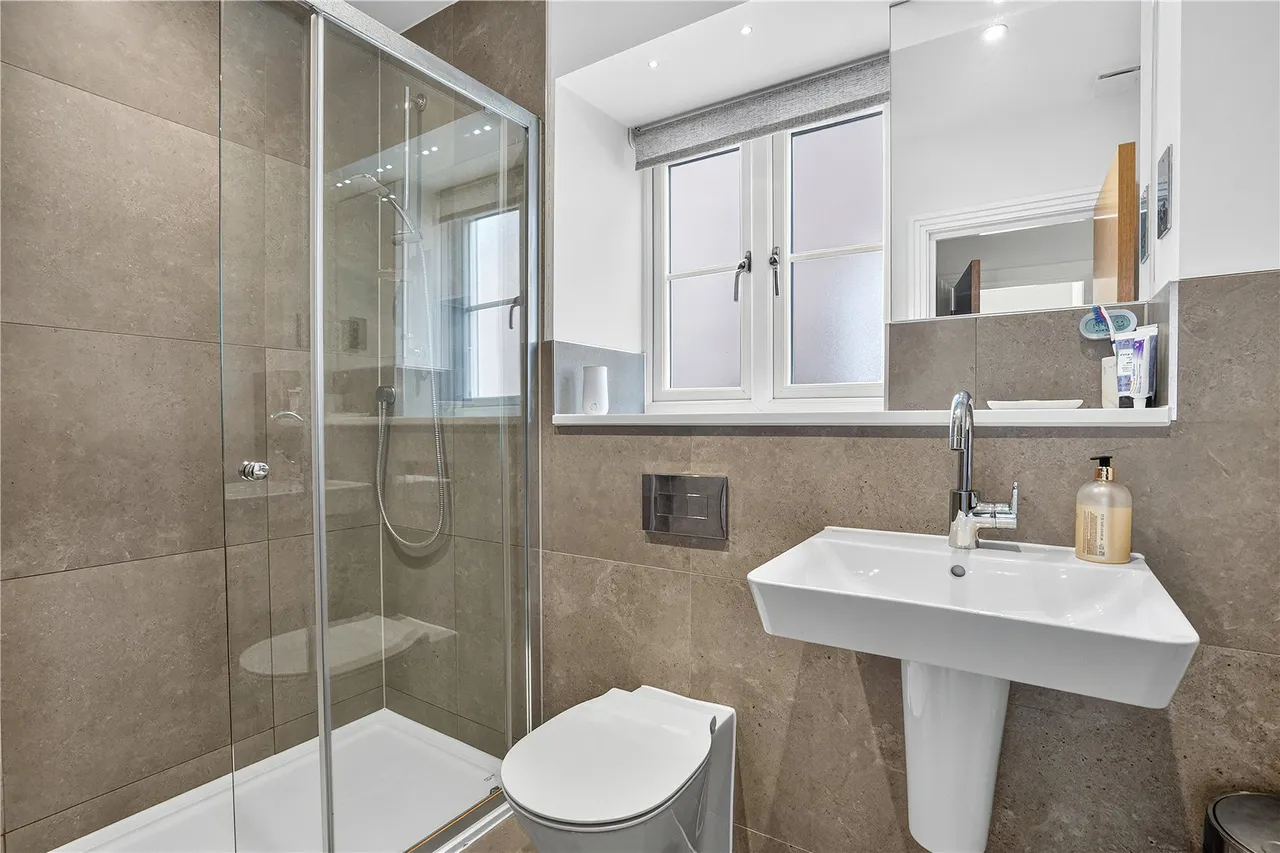 Boxwood Grove, West End, GU24, photo 13