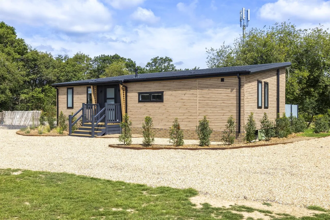 Bluebell Park, Sumners Ponds, Barns Green, Horsham, photo 13