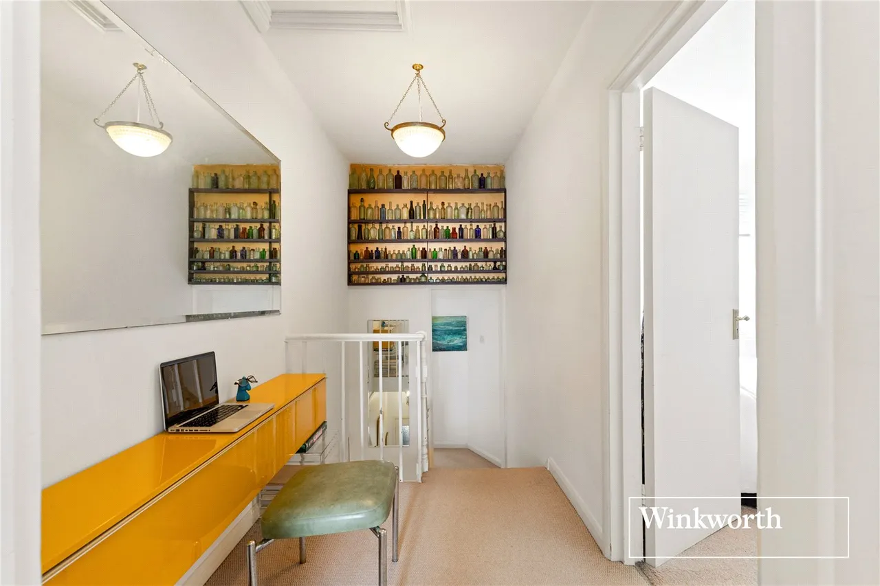 Long Lane, Finchley, London, N2, photo 3