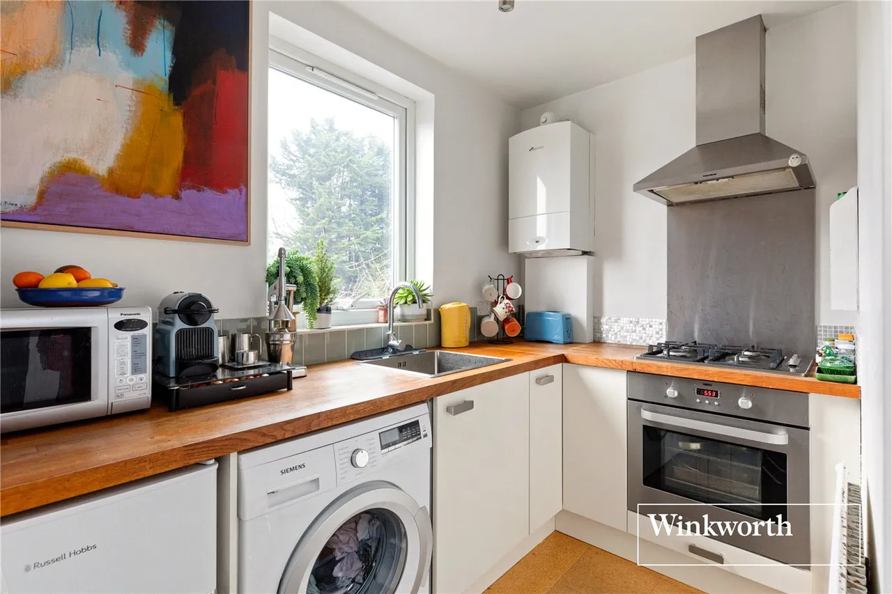 Long Lane, Finchley, London, N2, photo 4
