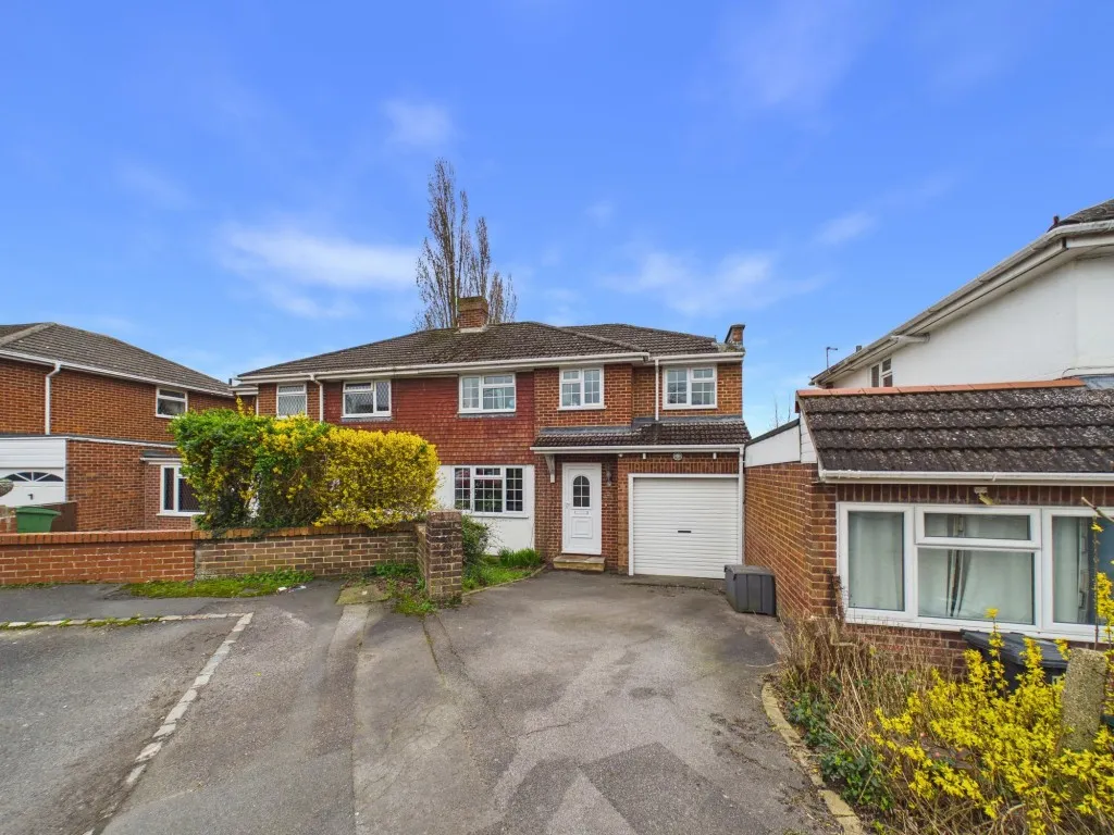 3 bed house for sale, Tilling Close, Tilehurst, RG31