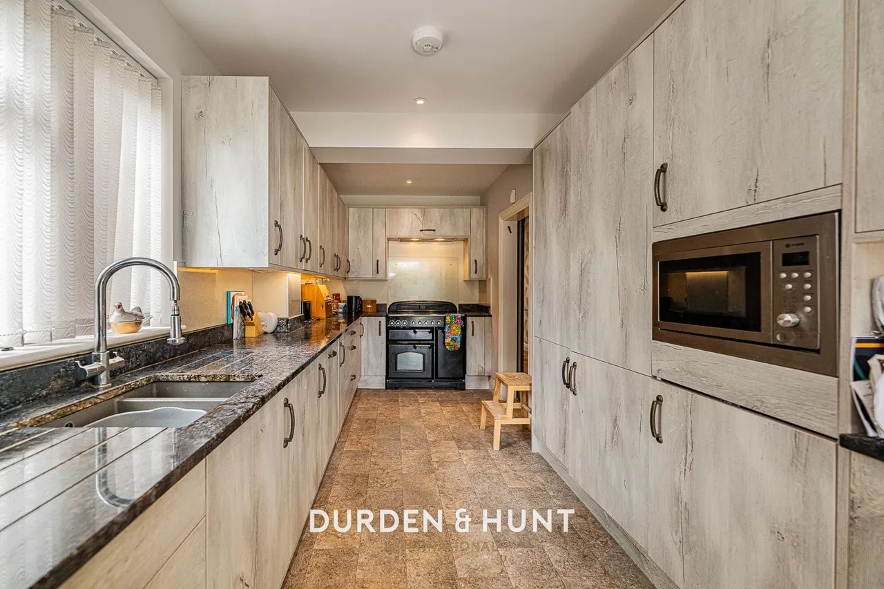 Ewellhurst Road, Clayhall, IG5, photo 4