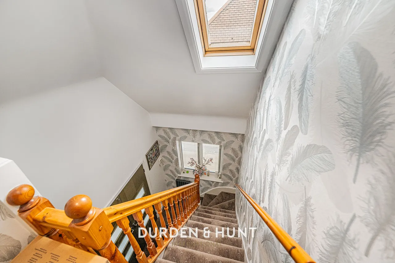Ewellhurst Road, Clayhall, IG5, photo 18