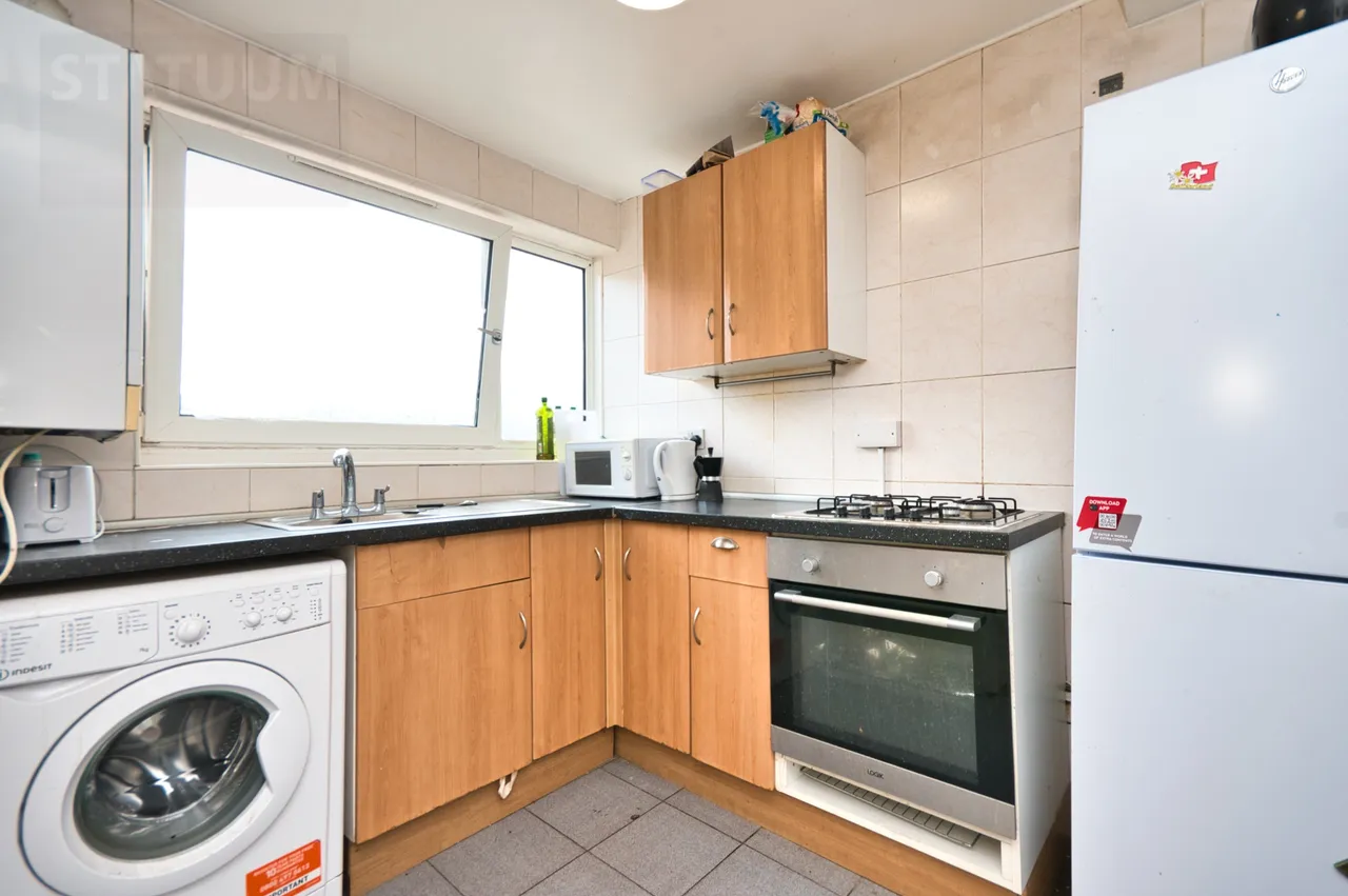 Portia Way, Mile End, E3, photo 4