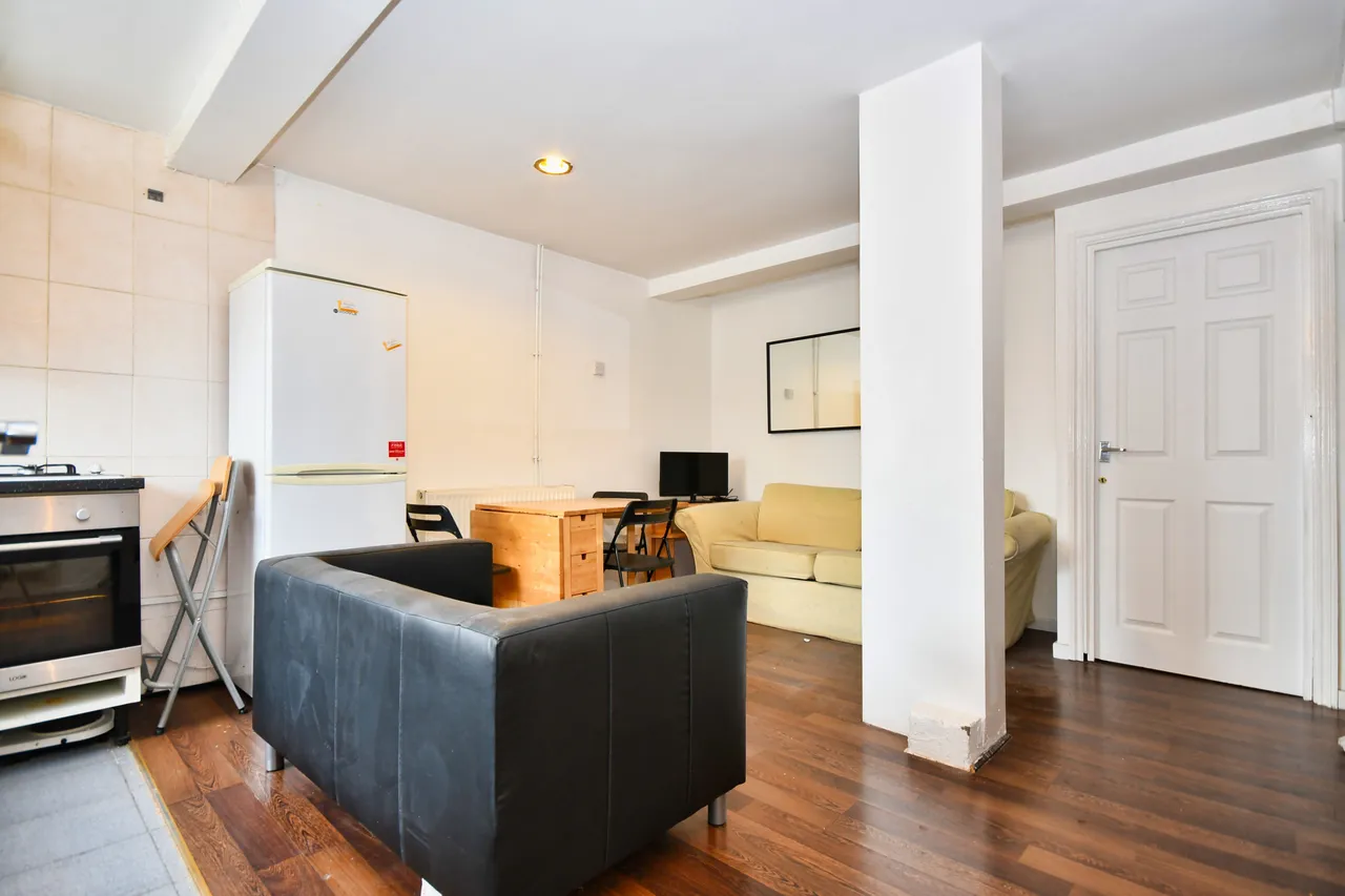 Portia Way, Mile End, E3, photo 2