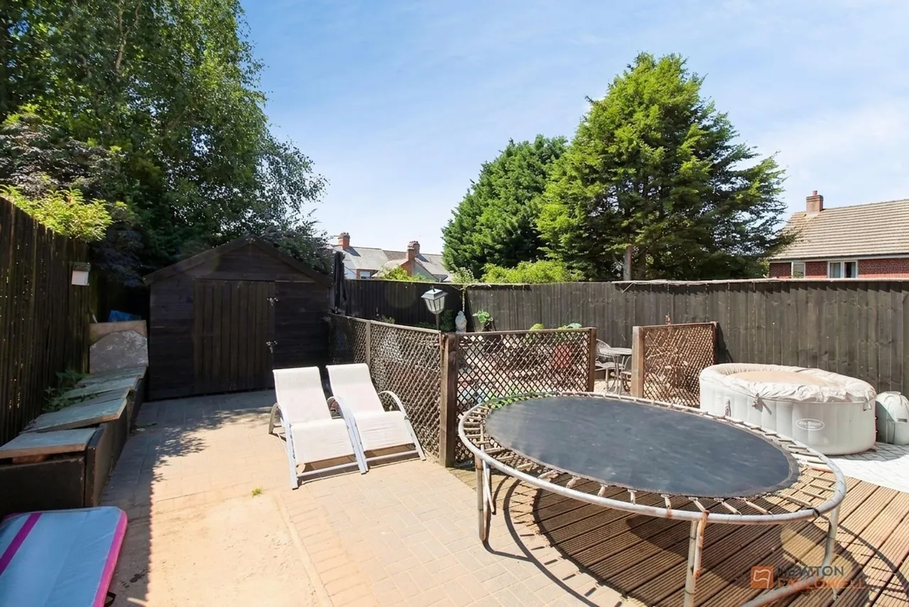 Friswell Close, Barwell, LE9, photo 16