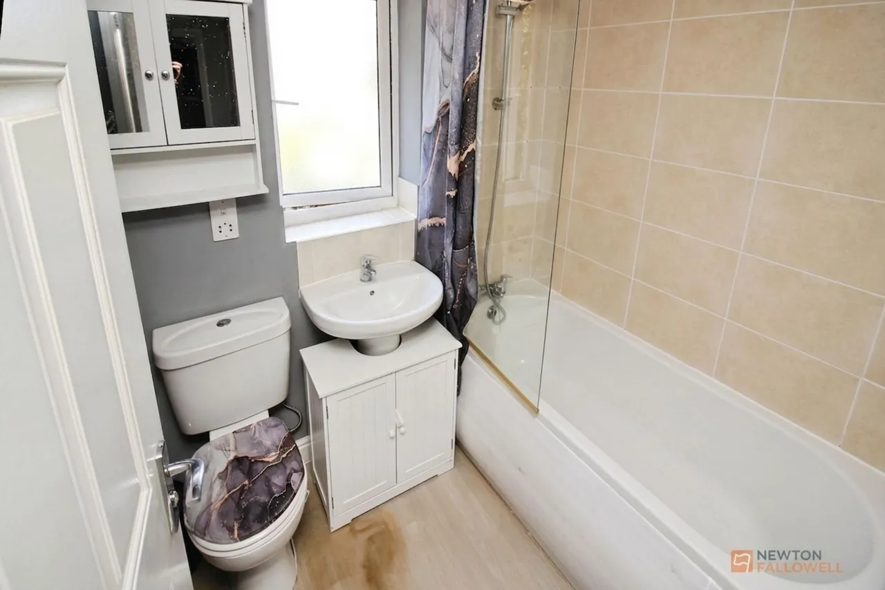 Friswell Close, Barwell, LE9, photo 11