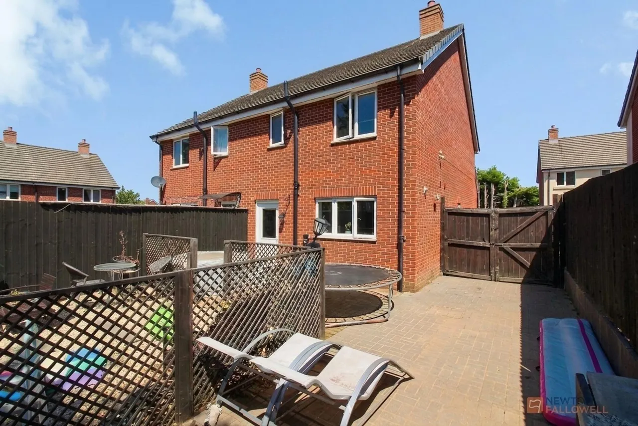 Friswell Close, Barwell, LE9, photo 14