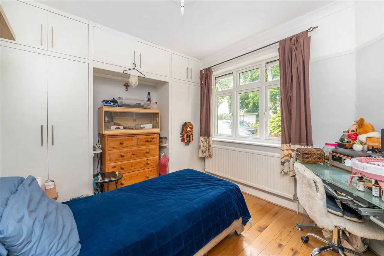 Powder Mill Lane, Twickenham, TW2 6EG, photo 5