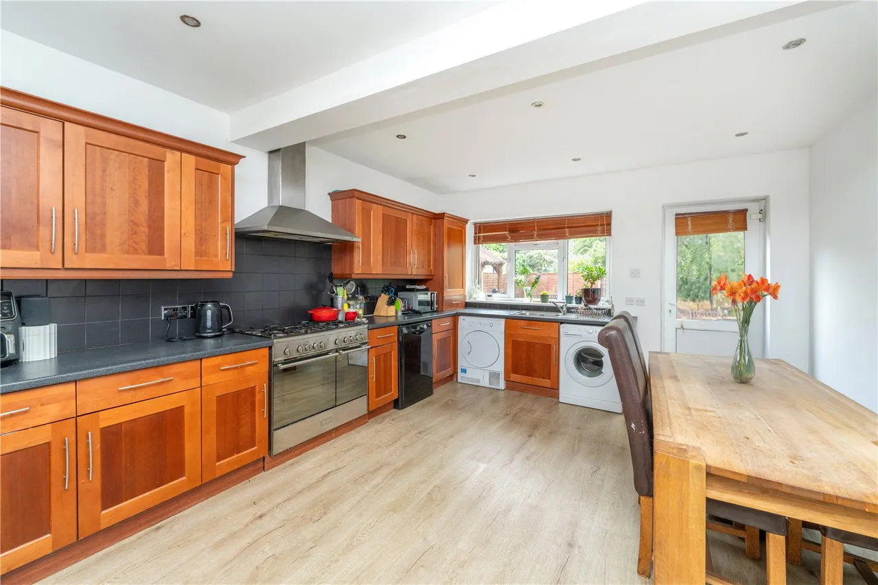 Powder Mill Lane, Twickenham, TW2 6EG, photo 4