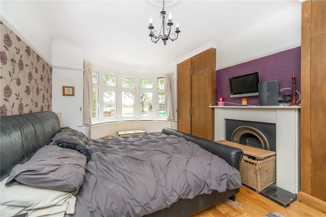 Powder Mill Lane, Twickenham, TW2 6EG, photo 6