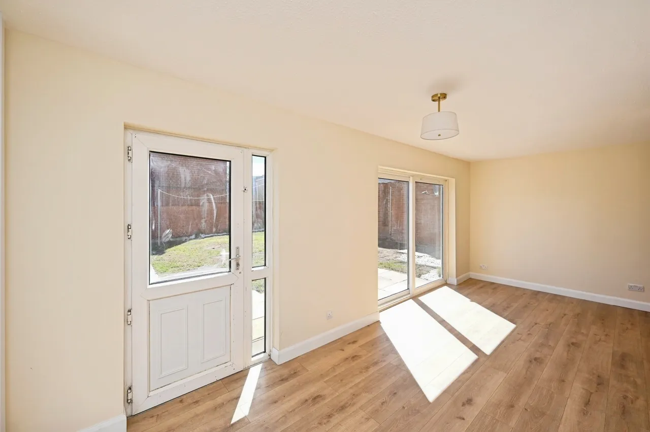 Redruth Drive, Mansfield, Nottinghamshire, NG18, photo 11