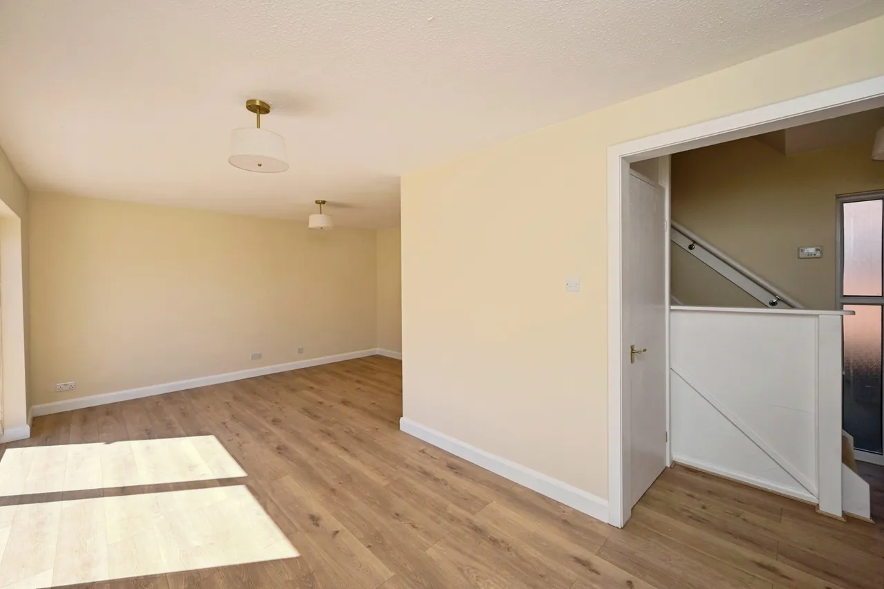 Redruth Drive, Mansfield, Nottinghamshire, NG18, photo 10