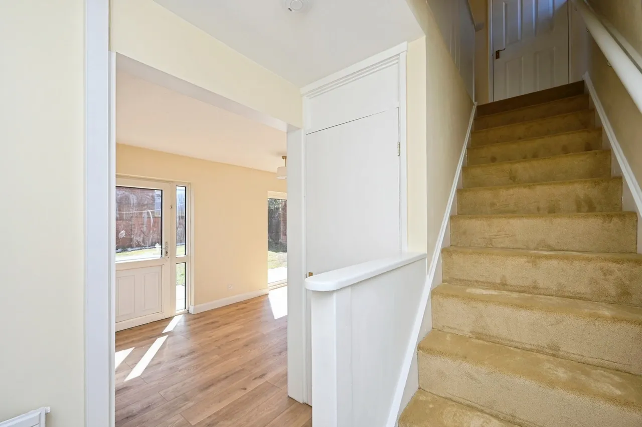 Redruth Drive, Mansfield, Nottinghamshire, NG18, photo 9